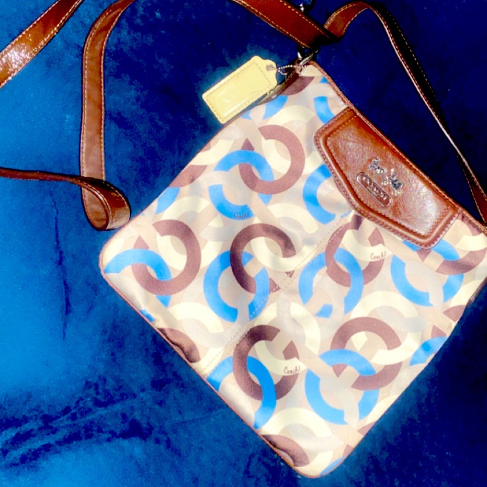 Coach crossbody purse